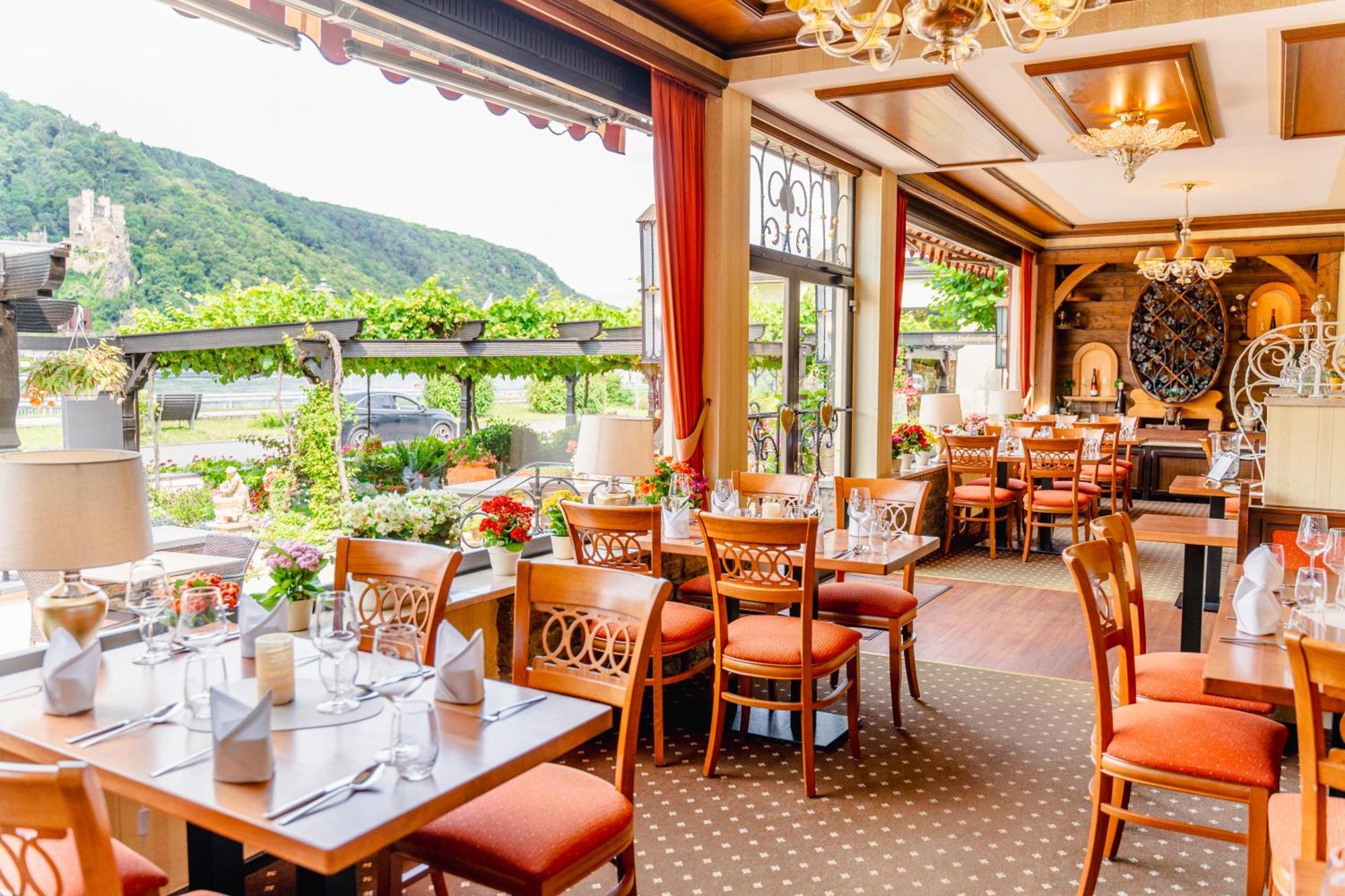 Hotel Unter Den Linden Рюдесхайм-на-Рейне Экстерьер фото