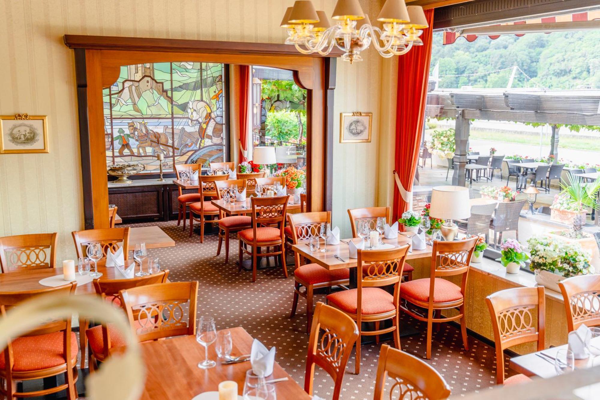 Hotel Unter Den Linden Рюдесхайм-на-Рейне Экстерьер фото